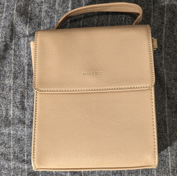 Matt & Nat Oka Crossbody - Picture 3 of 4